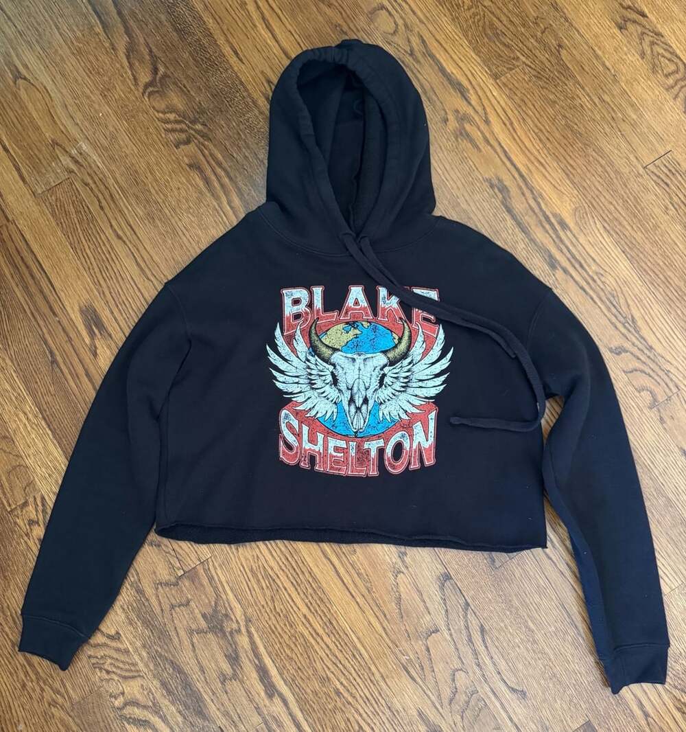 Bella + Canvas Blake Shelton Friends & Heroes Crop Hoodie Size M